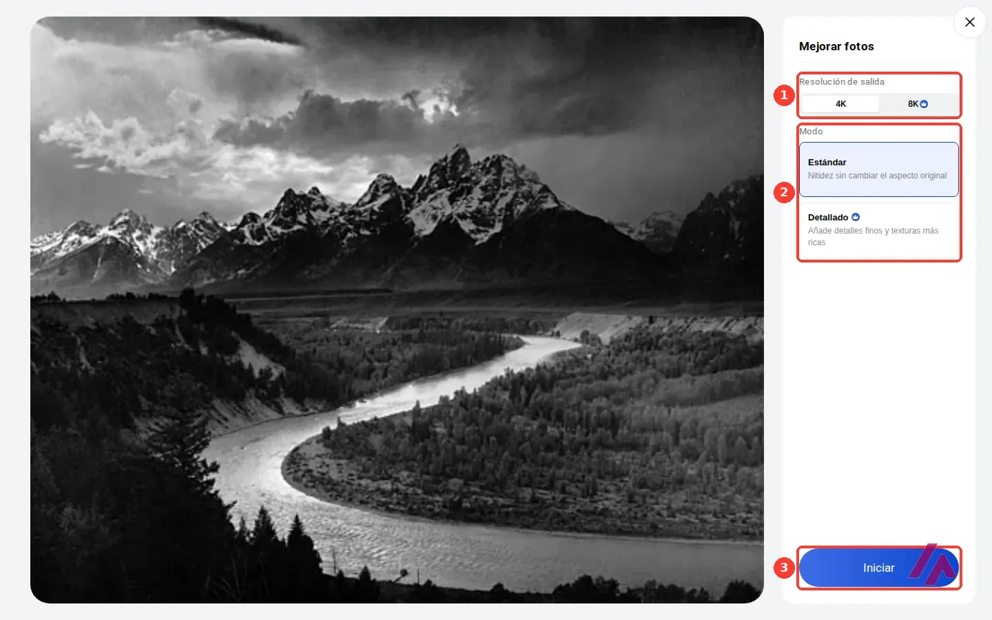 Panel Mejorar fotos de Artguru con la foto de montañas subida y recuadrados la resolución de salida 4K u 8K, los modos Estándar y Detallado y el botón Iniciar