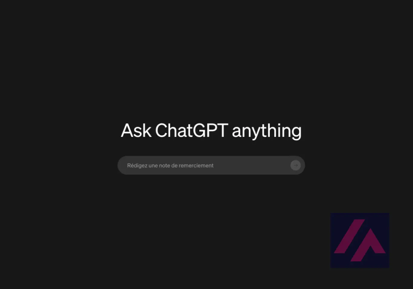 Nueva apariencia de portada de la web de OpenAI con un claro mensaje de invitación con apariencia de buscador.